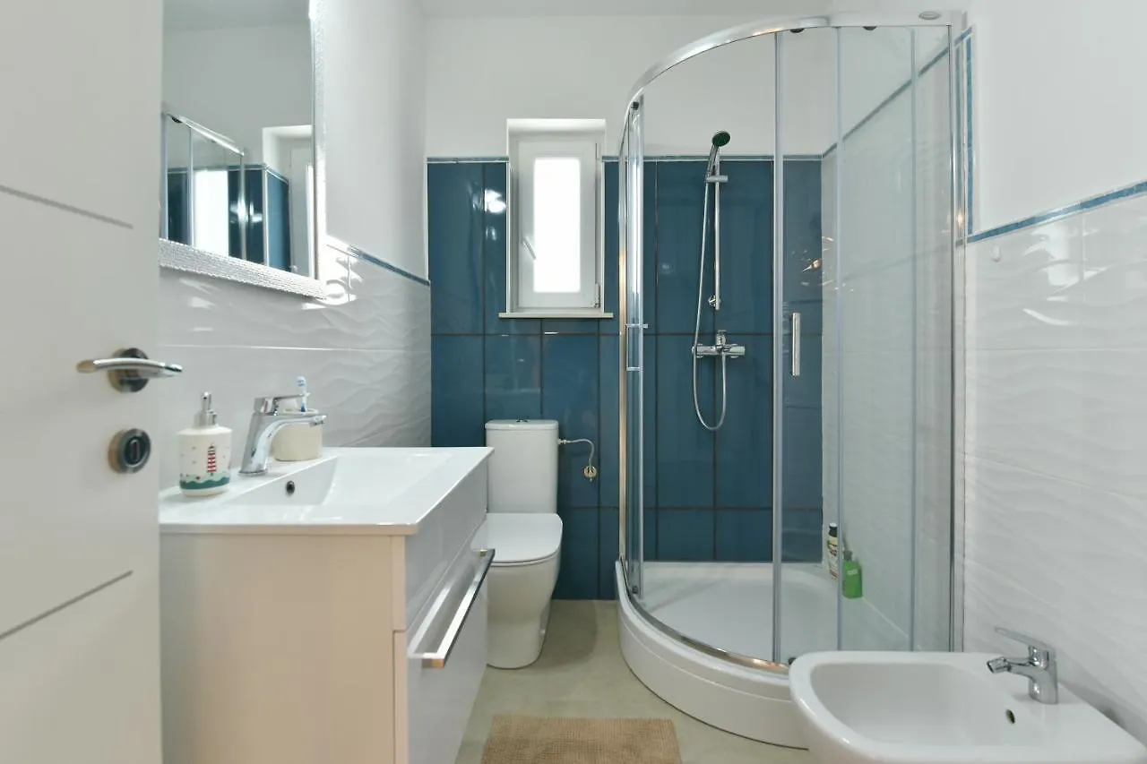 New Luxury 3 Bedroom 4 Air Conditioners Zadar